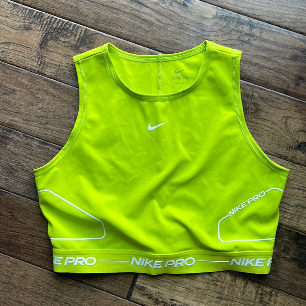 Nike Pro Crop Top